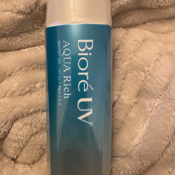 Biore UV Aqua Rich Watery Gel made in Japan SPF - Picture 2 of 4